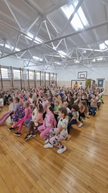 5e36e2b7-0508-47a5-99a0-764b2b6f5030