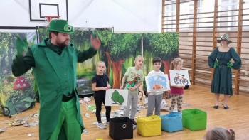 54b8f770-6628-47a8-8bd7-7be1a796c0ae