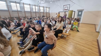 b24422aa-9be5-4316-91a0-734360c4205c