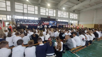 69f34a9d-a27e-4b32-ab4a-47b1f7fe828f