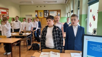 d4161683-ee6f-419e-93da-4202c8e3613a