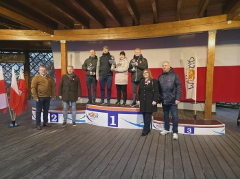 d94292fc-aeba-445e-8a4a-ec3b4323f217