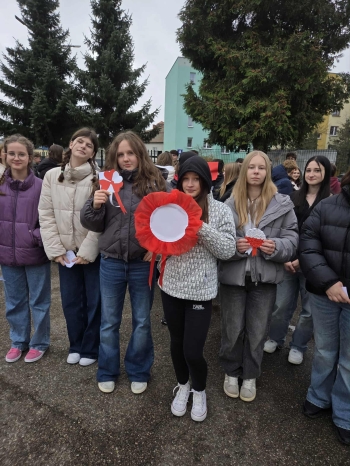 0bdea5e3-8dab-402f-8c7d-8f722f0f61ca