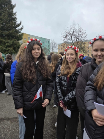 7fe81ec9-b45f-4bec-baa8-6ed9e3a8c22c