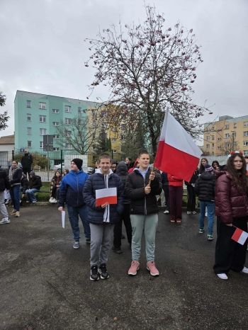 5913e01e-a762-433d-bcd8-a60d564e02f9