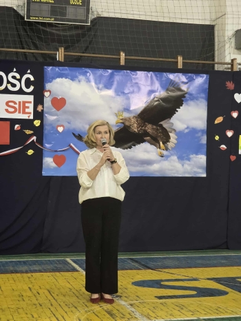 a37069e8-d6d7-4e6c-bf5c-621ca76970b1