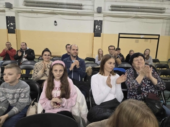 f0fbb528-8d9d-459a-b6ae-7720bb444669