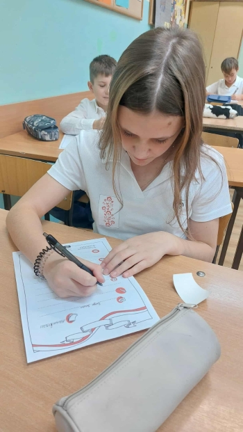 1ae1fdaa-1085-4313-8333-603ae4b51309