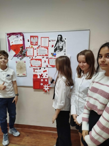 218d9034-3d41-4ef4-8ab2-d2f798f7e48e