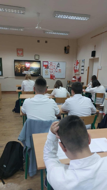 7252f138-916c-4d63-9fec-82c596357421