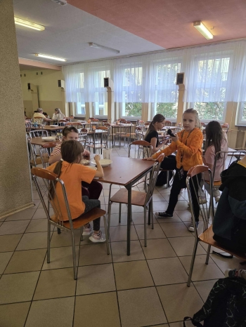 f822302d-5f09-4ed2-bb3a-3e99b34a3f3e