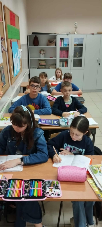 2559f649-d00c-473f-8637-87e598c88597