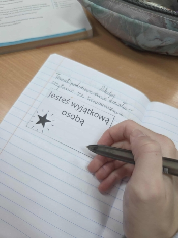 a9cd943a-e5e5-4368-93e8-28e5437e1cea