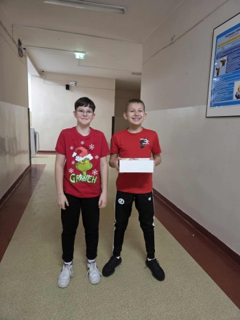 34a16cf6-3597-471c-b8a9-463f125f6e32