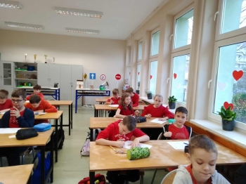 24148b18-07e9-4c60-afc1-ff244ddc0ecd