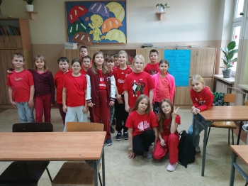 de976444-f87f-41d9-9f38-71bb06dbe389