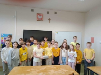 2be558dc-9bf6-4ce4-9965-8812d3d43d95