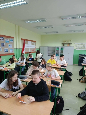 56c64a44-733c-43a3-b0f1-bf78c1c36bc2