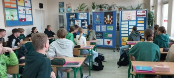 c16bd5fd-f9fa-41c1-a19f-a62acc08c3d8