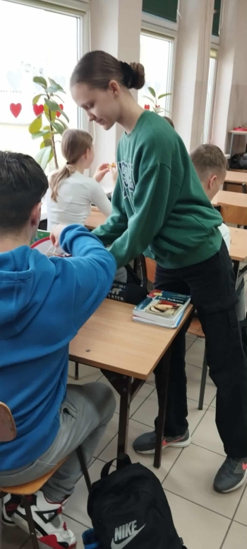 2c582896-bc2c-40c8-8932-ae7d0942fa58