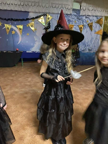 7b129445-1ad9-4ddc-a218-2b7618a59092