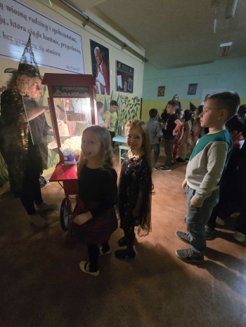 9cc0f639-eb68-404c-9029-1fd3d86a5f53