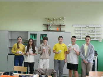 2604d42c-820b-4c54-9a63-90d89c29ad49