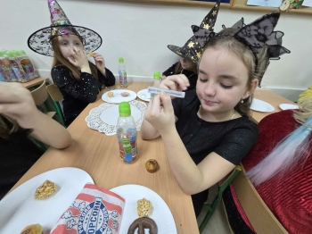 820054dd-0ef8-4569-906c-e610d40df060