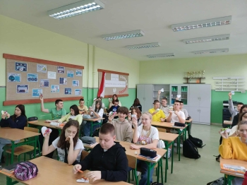 b236d390-6ec0-4136-bf83-b2968da63d99