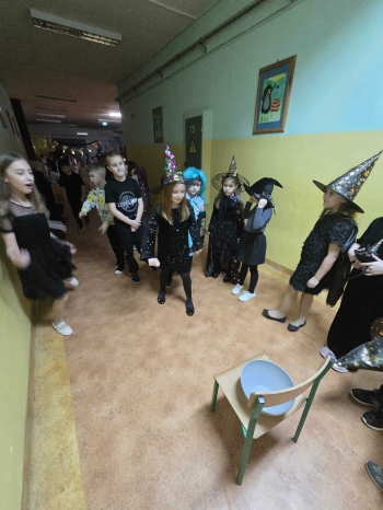 c4b9890a-6294-4f3b-9d49-1c5f23c849e3