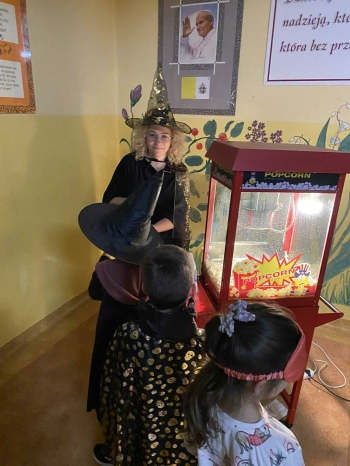 c062e647-302d-4572-9547-e8450b0be046