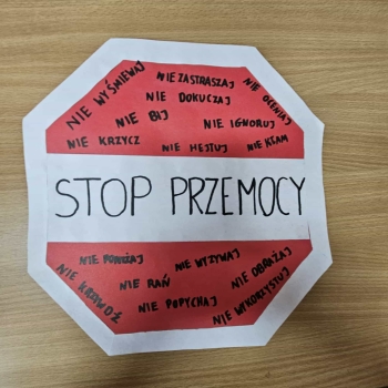 f94b2c45-f76b-4da0-8953-447dffaa8b8b