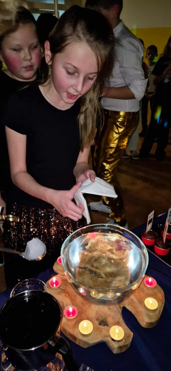 87517d66-1bd3-4f70-8c04-5054eda2a5f8