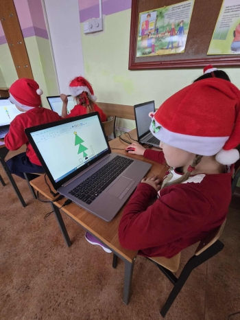 a2dab6d5-4853-4af9-ac3f-8d503c87779d