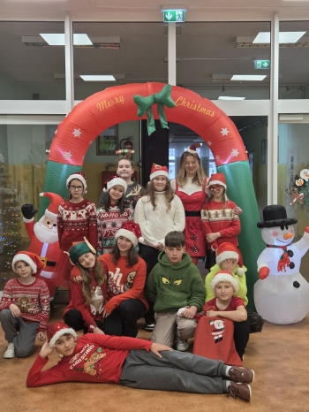 b9e82252-9910-4cf4-bfdf-9c2058a148db