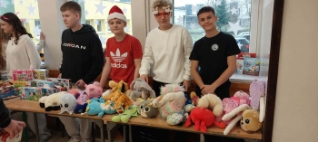 09d992e4-5b9c-4041-8679-aef81081d8f5