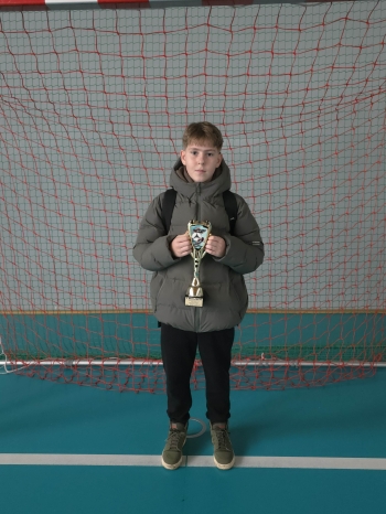 ebdd5615-398b-4d47-8e46-a056b4983cc4