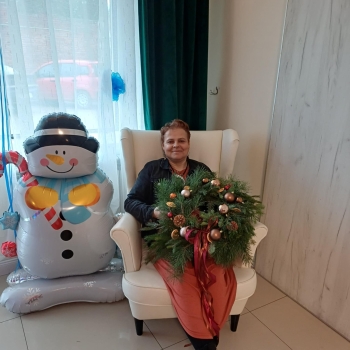 ce541e58-898b-4249-ac2c-53ca2354c230