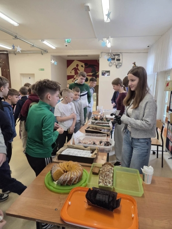 560cb6f6-5ebf-464f-a05b-9d76f19a1d5b