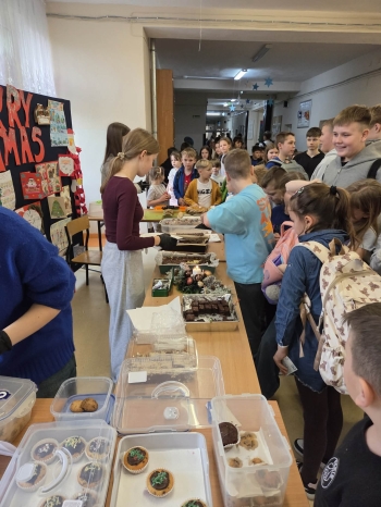 fe7c4903-c607-41d3-9009-6ccaa7511123