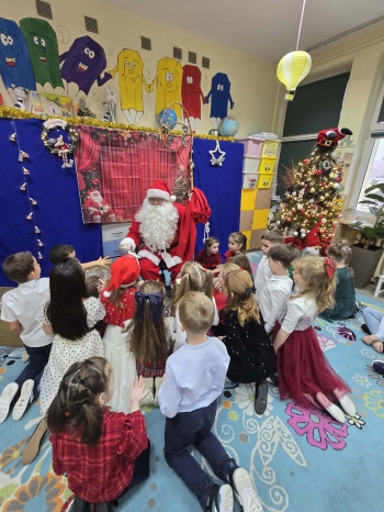 06fdce3e-9447-42cf-b17d-8a57c75959ca