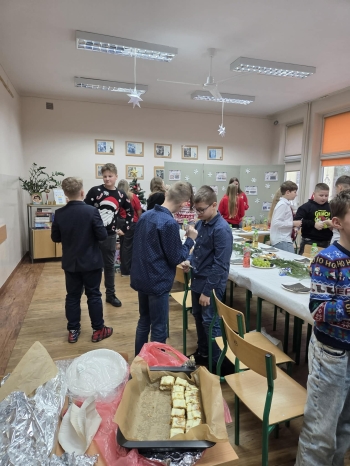 726fbb8c-5d29-42f3-8c25-d6a6445cfe8c