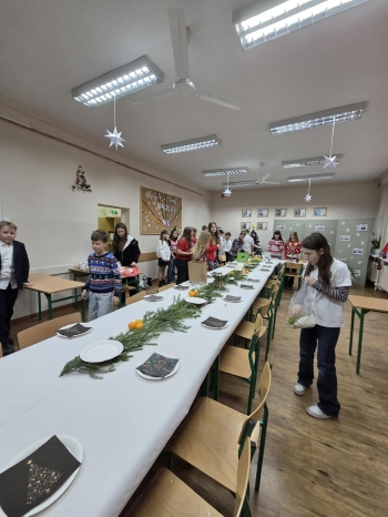 ee79f182-61ab-44a6-86e0-08aa0f10181a