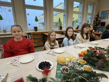 6955afea-4aa0-472f-8247-6f122a8b8ce3