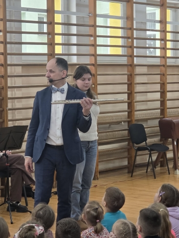 0218c637-f3c3-4e5f-8009-5edcf04d1624