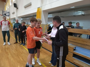 3d5536af-0784-4cf8-88a4-186de7100ecf