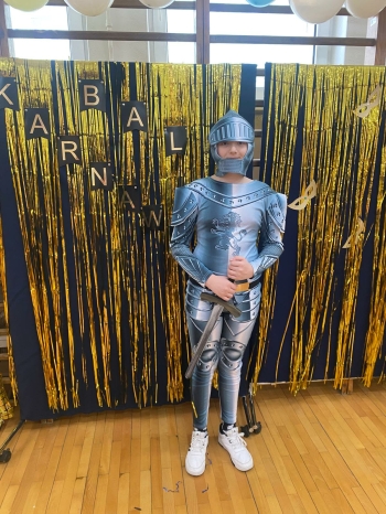 6edebe83-d4d6-4b66-9acf-659c2363af54