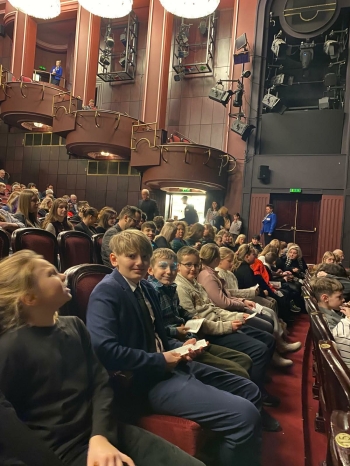 e5fb8115-b5ac-4ecf-810b-19779052126e