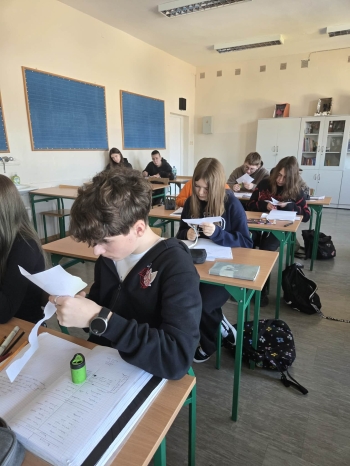 78282333-210b-4bb7-86c6-e31845031dc6