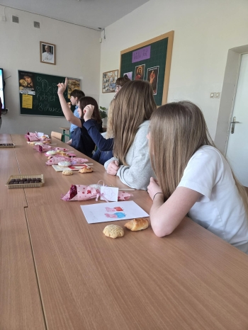 475b6448-f10c-4ec0-8f65-60448a07ad8c